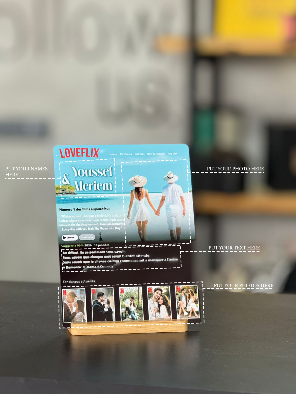 Décoration "LOVEFLIX" Personnalisable - Plaque Aluminium & Support en bois
