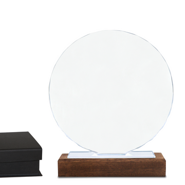 trophées rond en verre et socle en bois